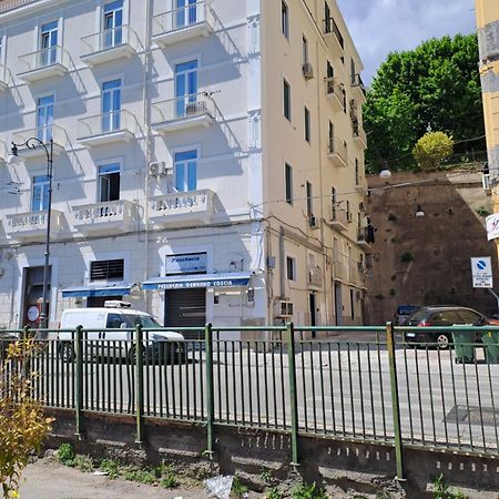 Ti Porto Al Centro Unforgettable Moments Apartment Salerno Exterior photo